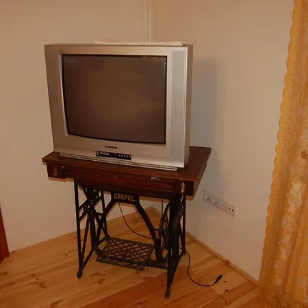 Luca Haza Feketeerdo